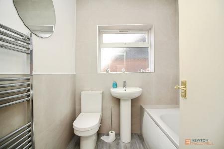 2 bedroom Detached bungalow for sale in Newhaven Road, Leicester, LE5