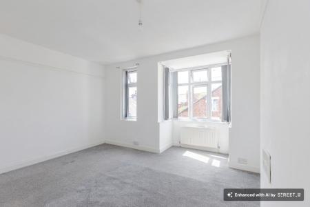 3 bedroom Terraced House to let in Dore Road, Leicester, LE5