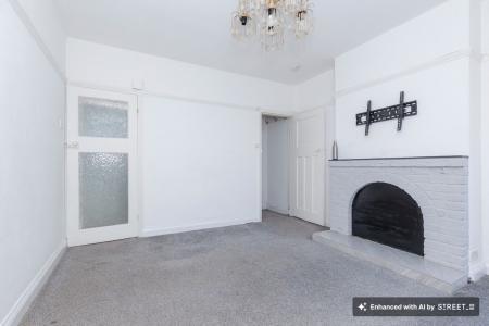 3 bedroom Terraced House to let in Dore Road, Leicester, LE5