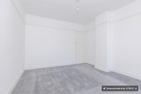 3 bedroom Terraced House to let in Dore Road, Leicester, LE5