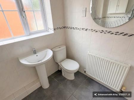2 bedroom Semi-detached bungalow to let in Field Gate Gardens, Glenfield, LE3