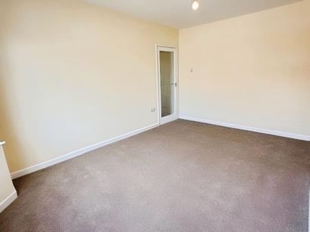 2 bedroom Semi-detached bungalow for sale in Primrose Hill, Oadby, LE2
