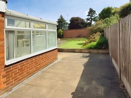 2 bedroom Semi-detached bungalow for sale in Primrose Hill, Oadby, LE2