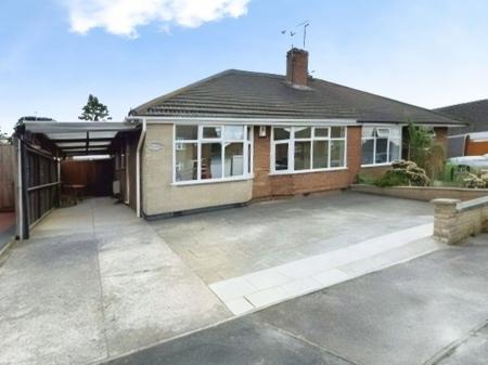 2 bedroom Semi-detached bungalow for sale in Primrose Hill, Oadby, LE2