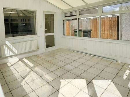 2 bedroom Semi-detached bungalow for sale in Primrose Hill, Oadby, LE2