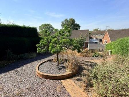2 bedroom Bungalow for sale in Derwent Walk, Oadby, LE2
