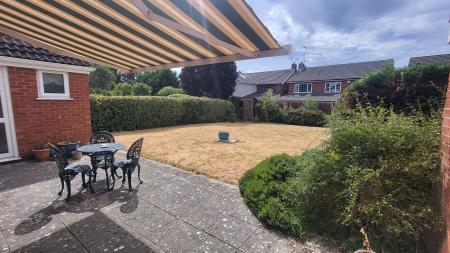 3 bedroom Detached house for sale in Cranwell Close, Leicester, LE5