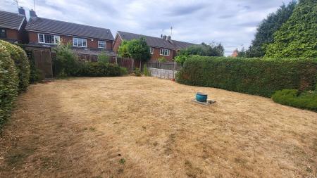 3 bedroom Detached house for sale in Cranwell Close, Leicester, LE5
