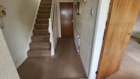 3 bedroom Detached house for sale in Cranwell Close, Leicester, LE5