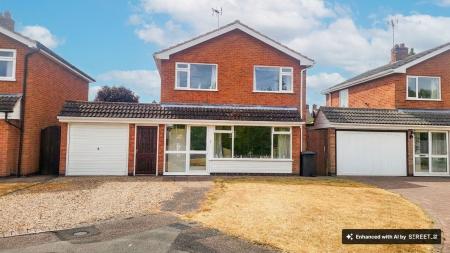 3 bedroom Detached house for sale in Cranwell Close, Leicester, LE5