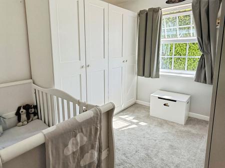2 bedroom Flat for sale in Birkby Close, Hamilton, LE5
