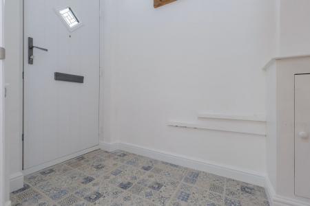 2 bedroom Flat to let in Holbrook Road, Leicester, LE2