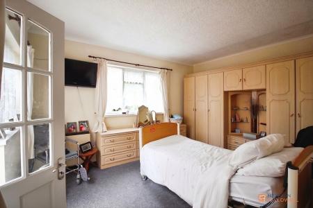 3 bedroom Bungalow for sale in Bindleys Lane, Great Glen, LE8
