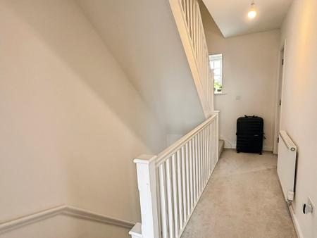 3 bedroom Semi-detached house for sale in Jamie Marcus Way, Oadby, LE2