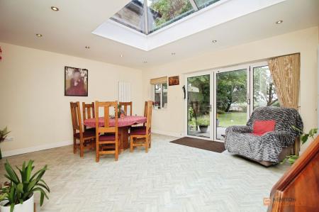 5 bedroom Detached house for sale in Church Lane, Stoughton, LE2
