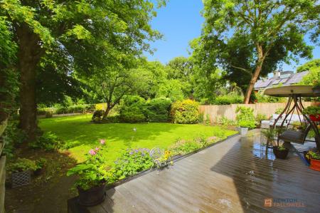 5 bedroom Detached house for sale in Church Lane, Stoughton, LE2
