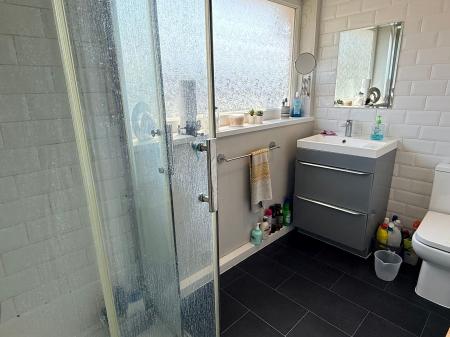 3 bedroom Semi-detached house for sale in Briar Meads, Oadby, LE2