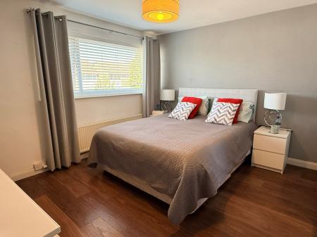3 bedroom Semi-detached house for sale in Briar Meads, Oadby, LE2