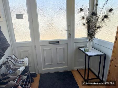 3 bedroom Semi-detached house for sale in Briar Meads, Oadby, LE2