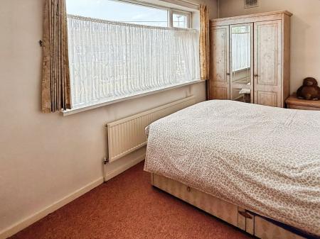 3 bedroom Terraced House for sale in Borrowdale Way, Leicester, LE5