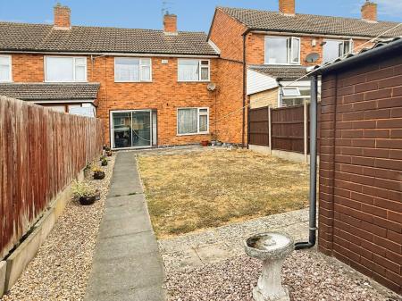 3 bedroom Terraced House for sale in Borrowdale Way, Leicester, LE5