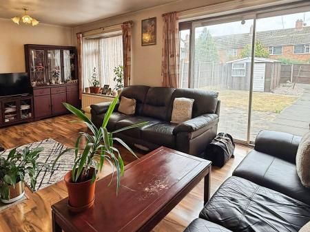 3 bedroom Terraced House for sale in Borrowdale Way, Leicester, LE5