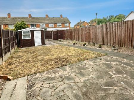 3 bedroom Terraced House for sale in Borrowdale Way, Leicester, LE5