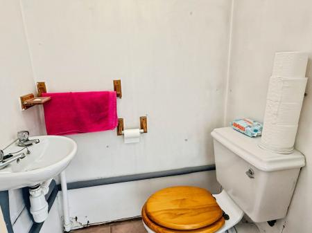 3 bedroom Terraced House for sale in Borrowdale Way, Leicester, LE5