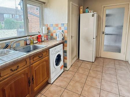 3 bedroom Terraced House for sale in Borrowdale Way, Leicester, LE5