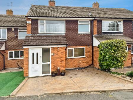 3 bedroom Terraced House for sale in Borrowdale Way, Leicester, LE5