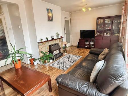 3 bedroom Terraced House for sale in Borrowdale Way, Leicester, LE5