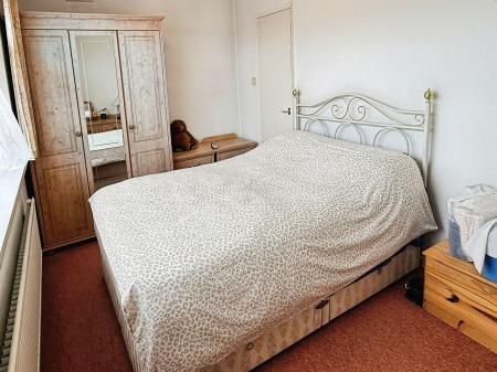 3 bedroom Terraced House for sale in Borrowdale Way, Leicester, LE5