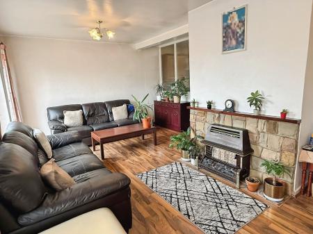3 bedroom Terraced House for sale in Borrowdale Way, Leicester, LE5