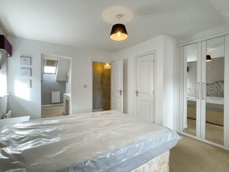 3 bedroom Terraced House for sale in Barnards Way, Kibworth Harcourt, LE8