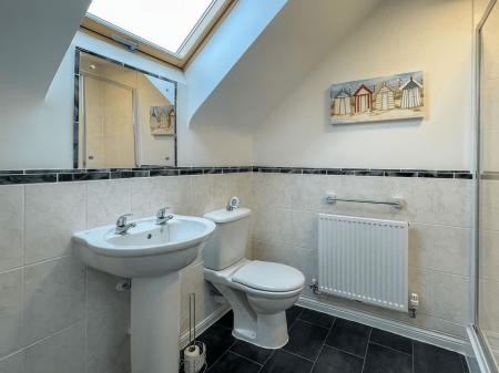3 bedroom Terraced House for sale in Barnards Way, Kibworth Harcourt, LE8