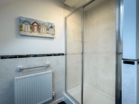 3 bedroom Terraced House for sale in Barnards Way, Kibworth Harcourt, LE8