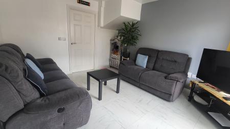 3 bedroom Terraced House for sale in Meynell Road, Leicester, LE5