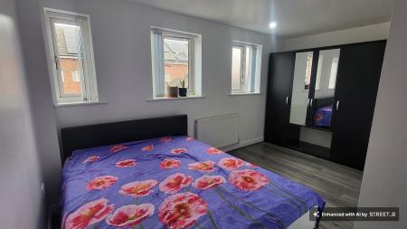 3 bedroom Terraced House for sale in Meynell Road, Leicester, LE5