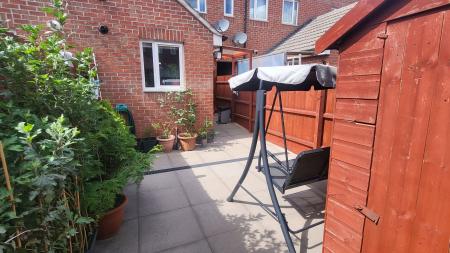 3 bedroom Terraced House for sale in Meynell Road, Leicester, LE5