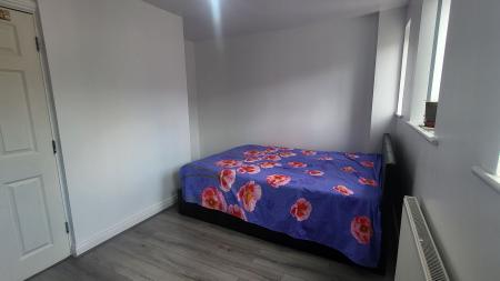 3 bedroom Terraced House for sale in Meynell Road, Leicester, LE5
