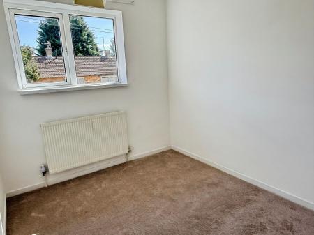 3 bedroom Semi-detached house for sale in Sunbury Green, Leicester, LE5