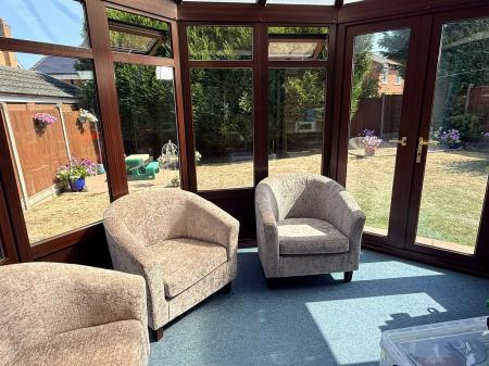 3 bedroom Detached house for sale in Elliot Close, Oadby, LE2