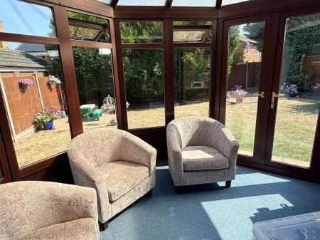 3 bedroom Detached house for sale in Elliot Close, Oadby, LE2
