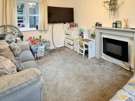 2 bedroom Terraced House for sale in White Hart Close, Billesdon, LE7