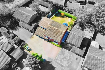 5 bedroom Detached house for sale in Thurlow Close, Oadby, LE2