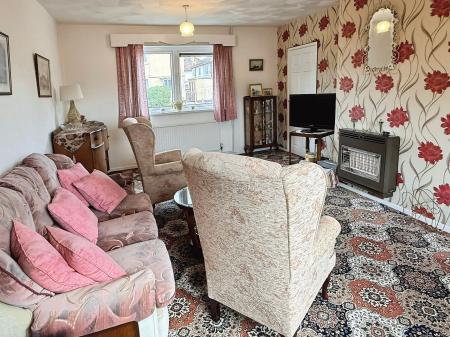 2 bedroom Semi-detached house for sale in Brindley Rise, Leicester, LE5
