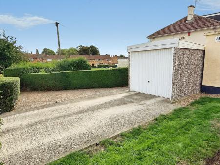 2 bedroom Semi-detached house for sale in Brindley Rise, Leicester, LE5
