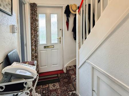 2 bedroom Semi-detached house for sale in Brindley Rise, Leicester, LE5