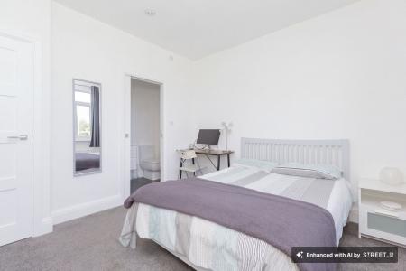 5 bedroom Detached house to let in Holyoake Street, Enderby, LE19