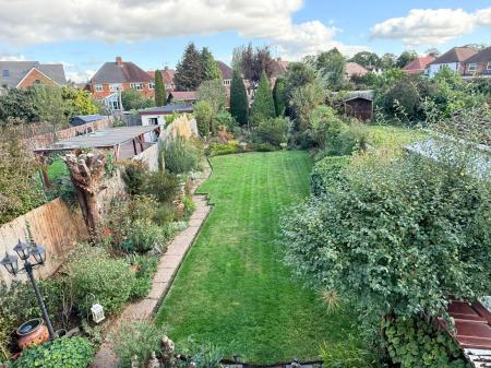 3 bedroom Detached house for sale in Spencefield Drive, Leicester, LE5